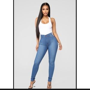 FASHION NOVA Classic Beauty Hi-Rise Jeans